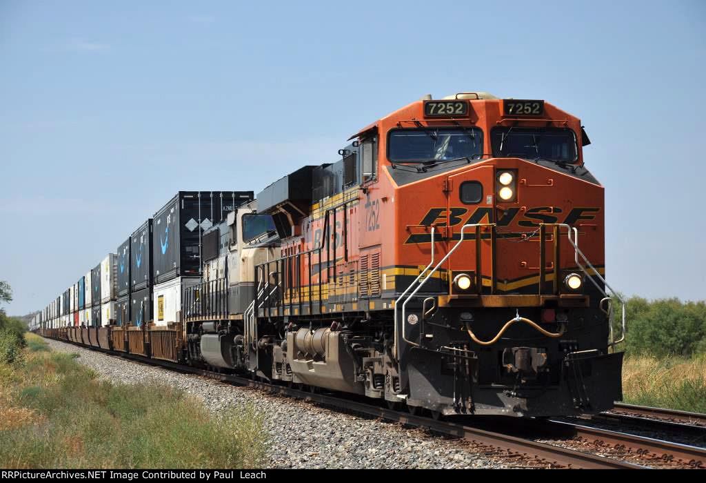 Intermodal cruises east